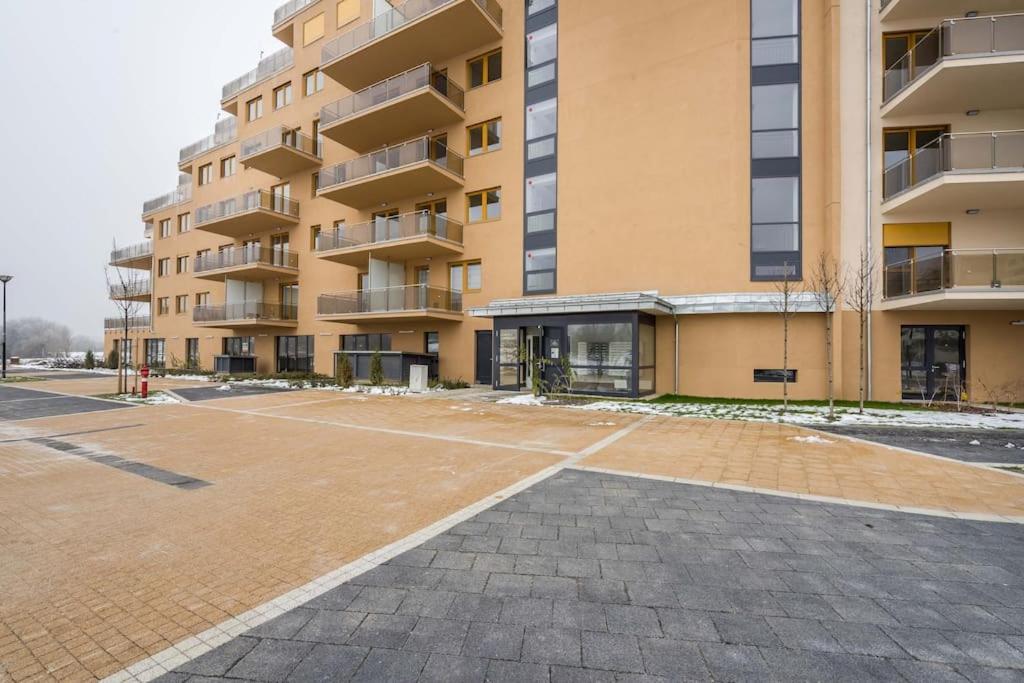 Marina At Danube - Free Private Parking! Appartement *