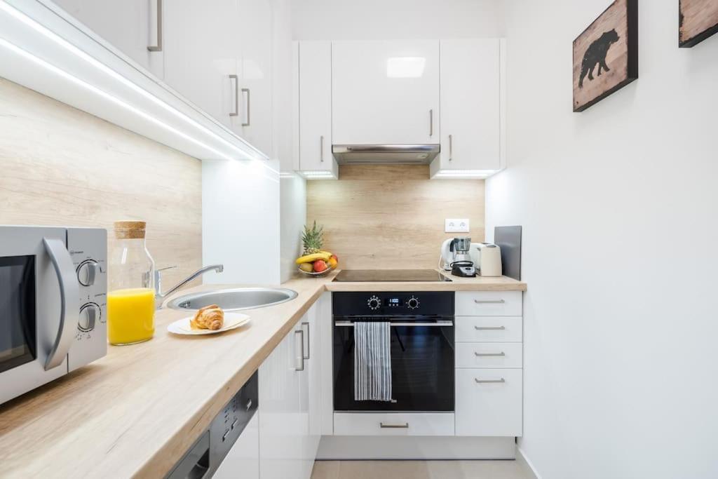 Apartman Marina At Danube - Free Private Parking!